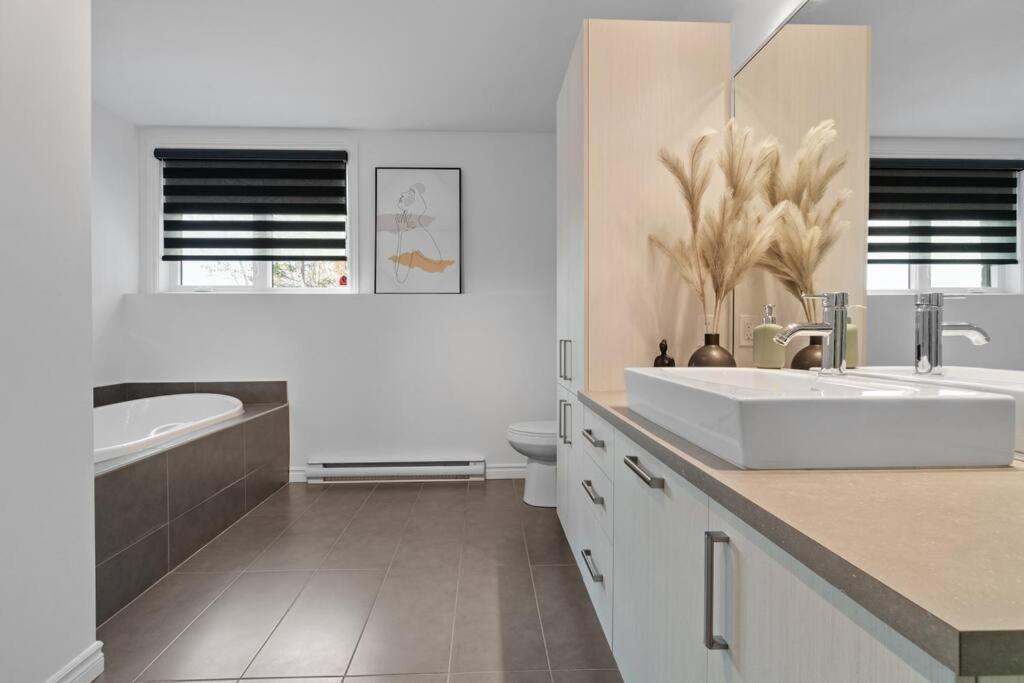 Initial - Boho - Mont-Sainte-Anne Apartman Beaupré Kültér fotó